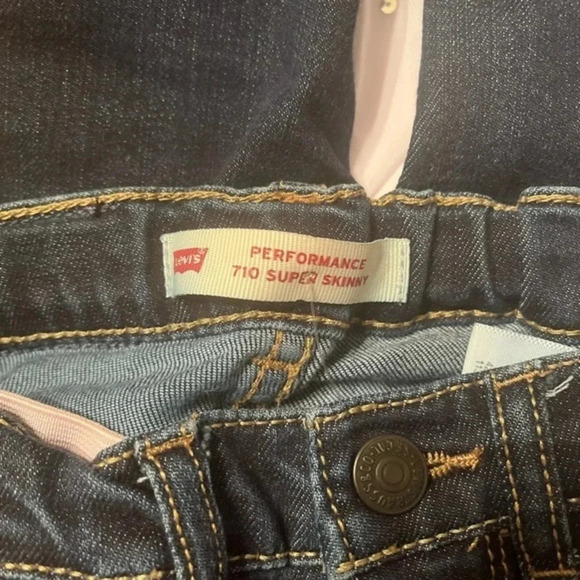 Girls Levi’s 710 Jeans size‎ (4 regular) - Picture 6 of 8